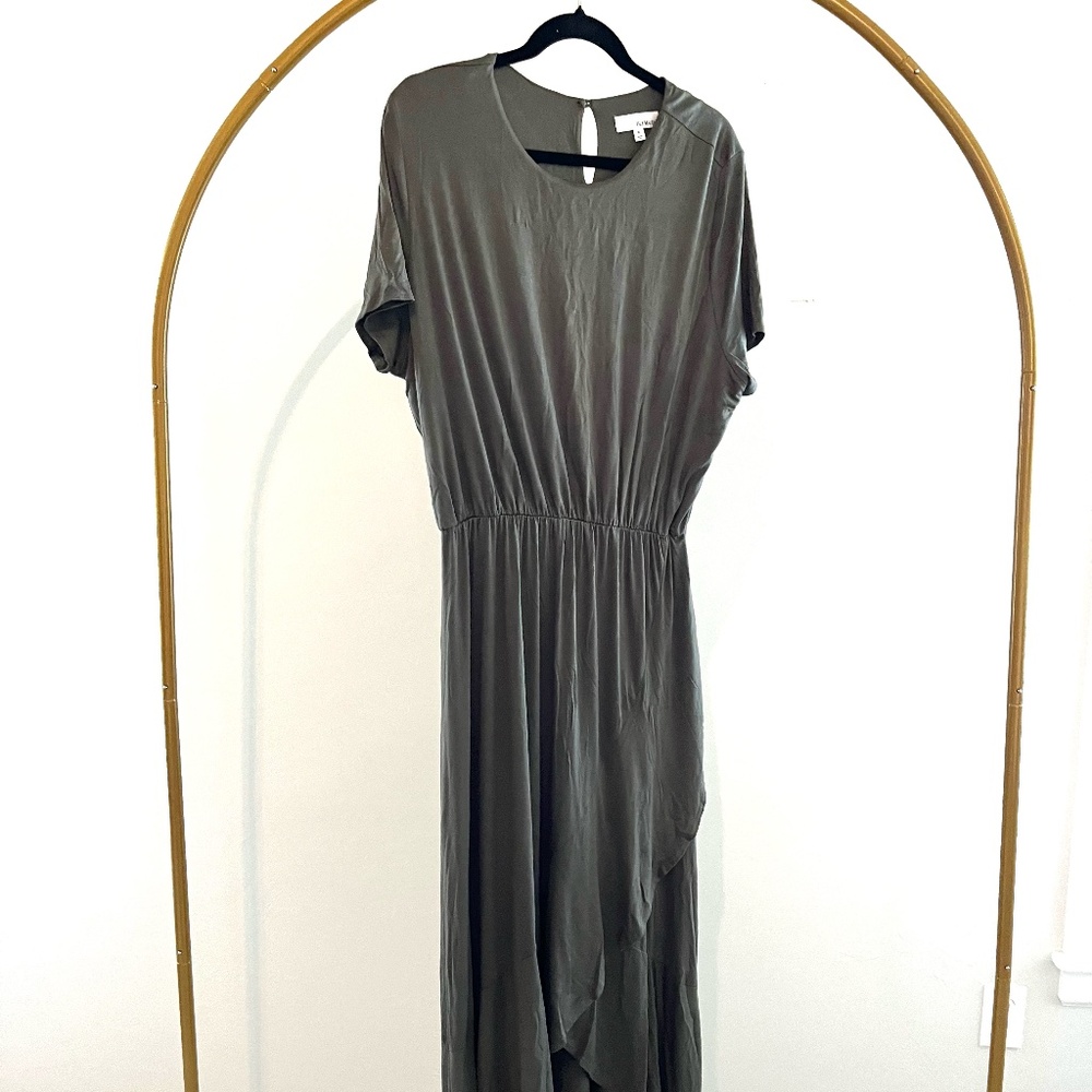 Isla Maude Olive Maxi Dress | Size XL
